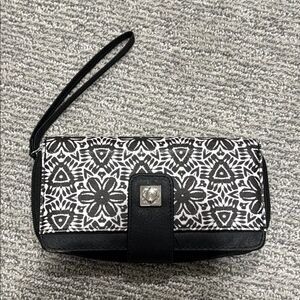 Black and White Patterned Women's Clutch